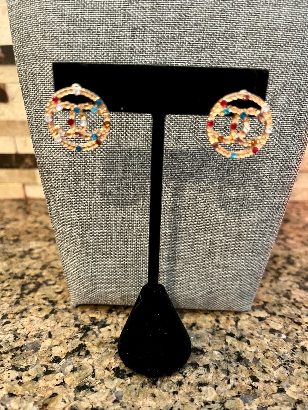 Cc logo Multicolor Crystal Hoop Earrings - Gold Tone Women Jewelry
